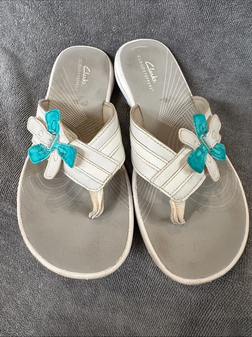 Clarks Women’s Brinkley Flora Cloud-steppers Flip-Flop Sandals Size9